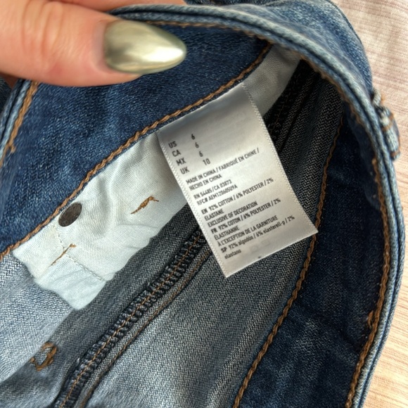 American Eagle Shorts - Picture 5 of 8